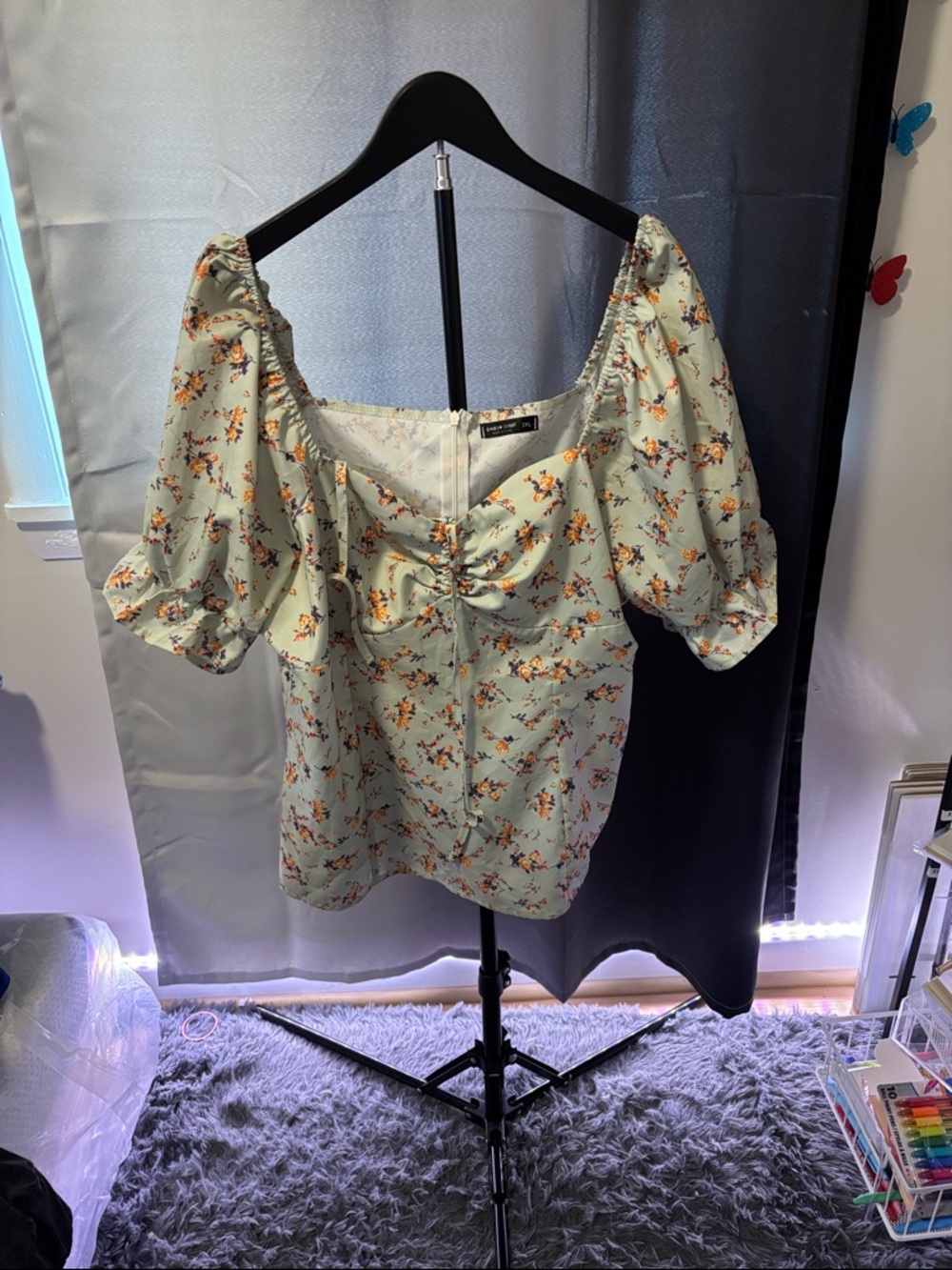 SHEIN Mint Floral Puff-Sleeve Square Neck Blouse